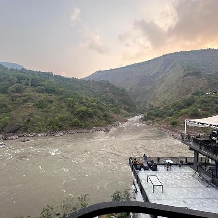 Hotel La Orilla Muzaffarabad Eksteriør billede