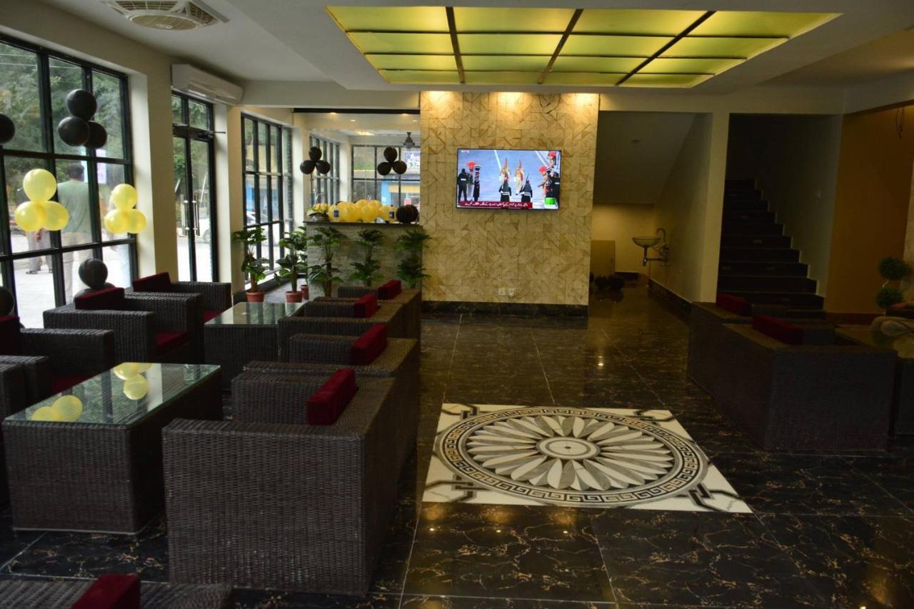 Hotel La Orilla Muzaffarabad Eksteriør billede
