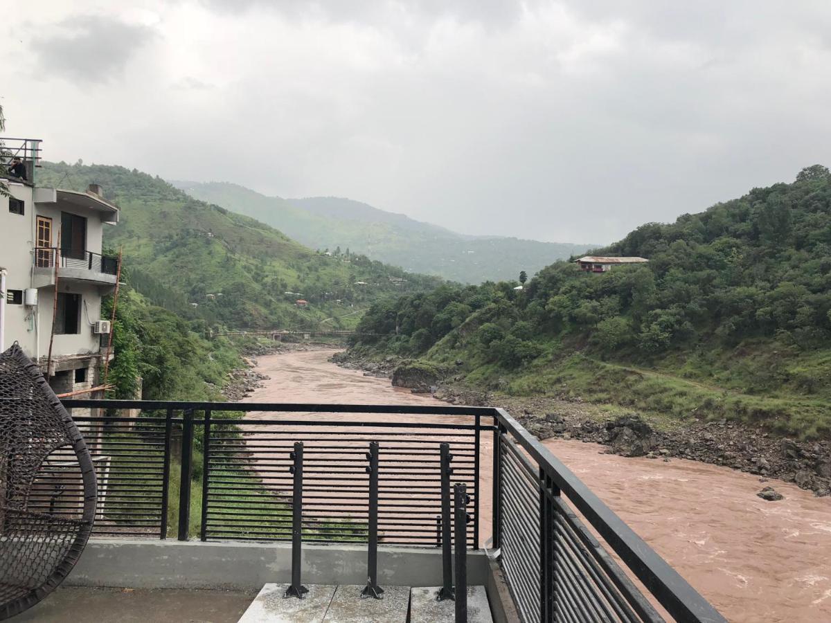 Hotel La Orilla Muzaffarabad Eksteriør billede