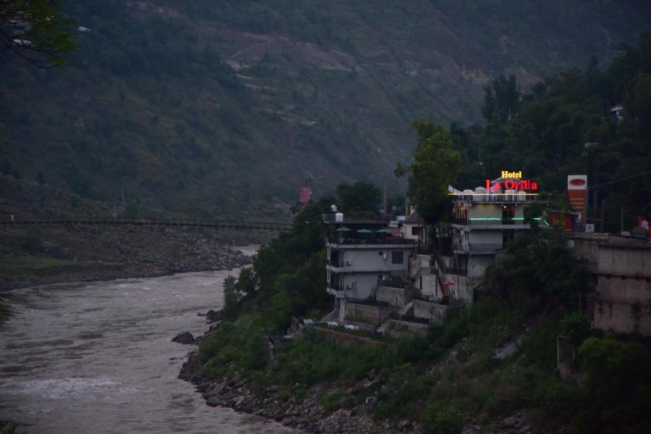 Hotel La Orilla Muzaffarabad Eksteriør billede